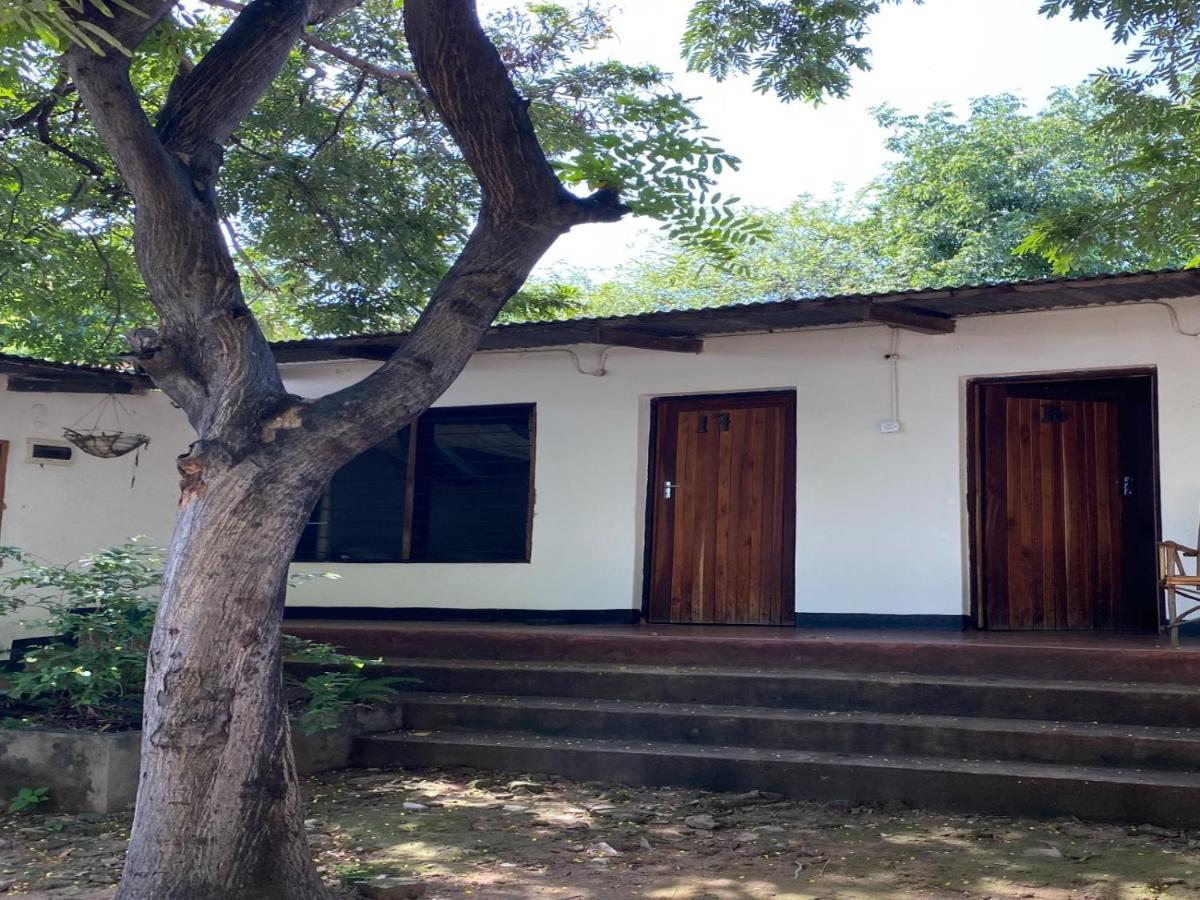 Thumbi View Lodge Cape Maclear Δωμάτιο φωτογραφία